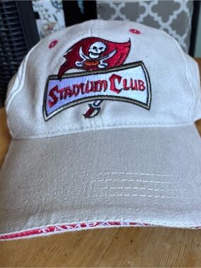 2006 Tampa Bay Buccaneers Stadium Club Hat Adjustable